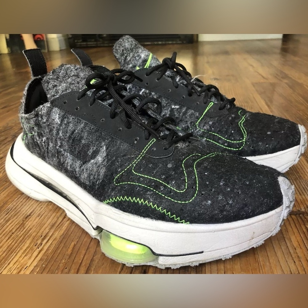 Mens Nike Air Zoom-Type M2Z2- Size 13
